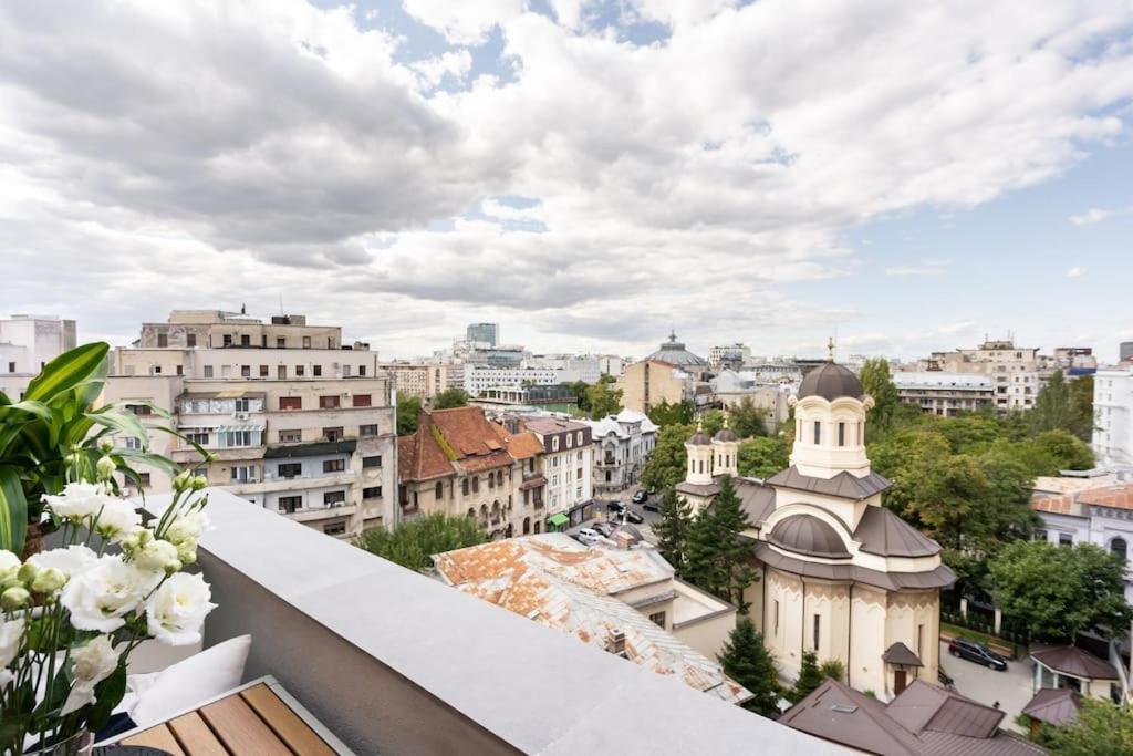 Stunning Views 2Br Midtown Flat - Charming Balcony Lejlighed Bukarest Eksteriør billede